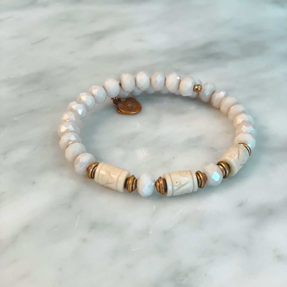 Alex and Ani white thick beaded bracelet